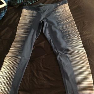 Nike leggings